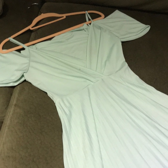 Midi pleated mint dress - Picture 3 of 7